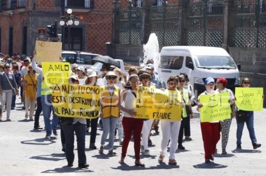 VISITA AMLO . MANIFESTACIÓN