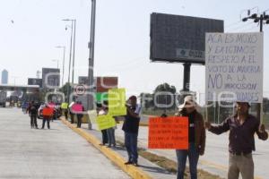 AMLO MANIFESTACIÓN . AUTOPISTA