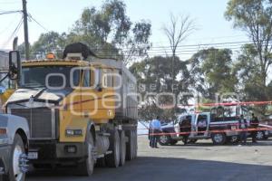 ASALTO . MENOR MUERTO