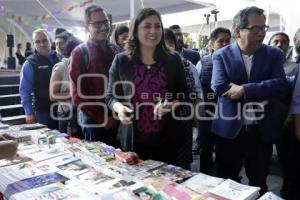 GOBIERNO MUNICIPAL . FERIA DEL LIBRO