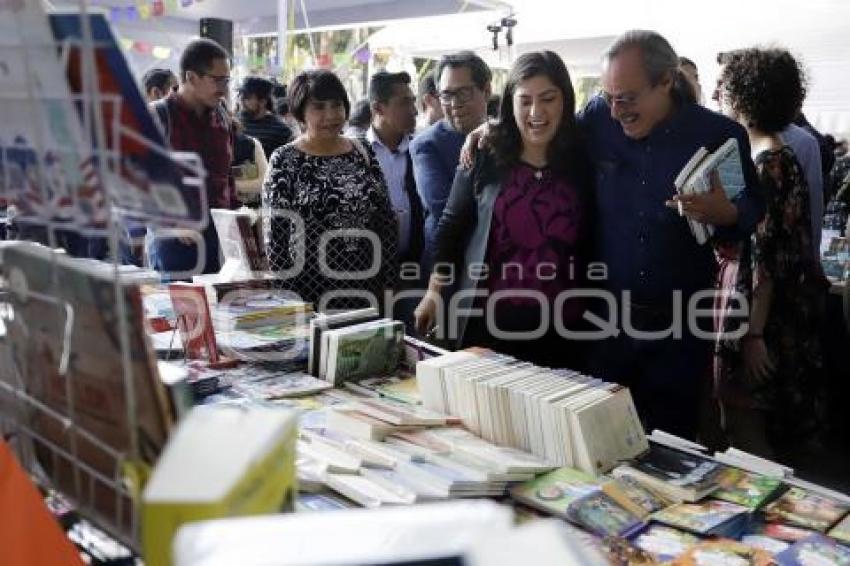 GOBIERNO MUNICIPAL . FERIA DEL LIBRO