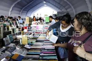 GOBIERNO MUNICIPAL . FERIA DEL LIBRO