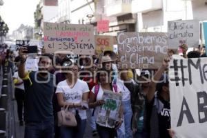 MANIFESTACIÓN CONTRA CAMBIO CLIMÁTICO