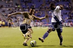 FÚTBOL . CLUB PUEBLA VS PUMAS