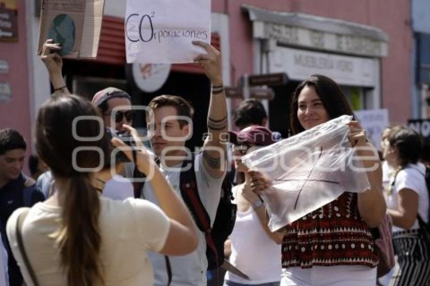 MANIFESTACIÓN CONTRA CAMBIO CLIMÁTICO