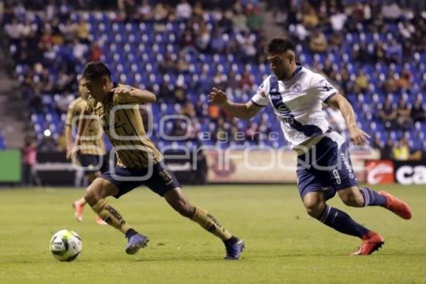 FÚTBOL . CLUB PUEBLA VS PUMAS