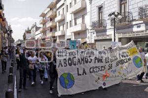 MANIFESTACIÓN CONTRA CAMBIO CLIMÁTICO