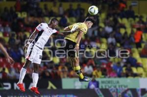 FÚTBOL . MONARCAS VS LOBOS BUAP