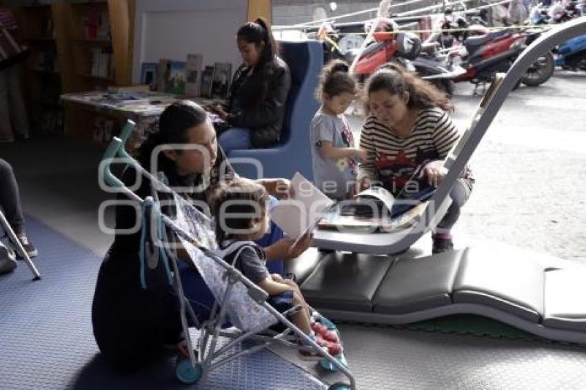 FERIA DEL LIBRO . ACTIVIDADES INFANTILES