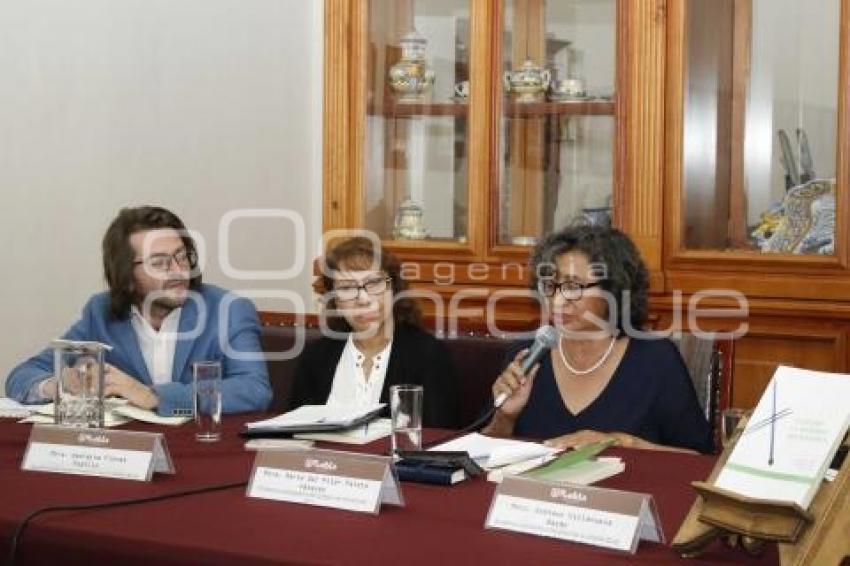 LIBRO . TEJIENDO LA MEMORIA ARCHIVÍSTICA