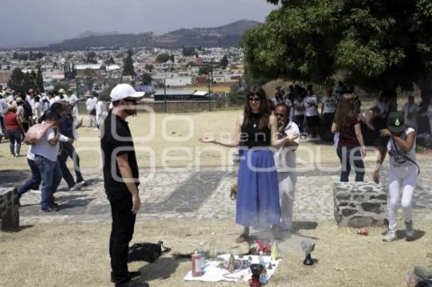 EQUINOCCIO DE PRIMAVERA . PIRÁMIDE DE CHOLULA