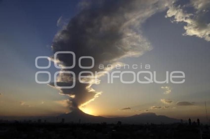 FUMAROLA POPOCATÉPETL