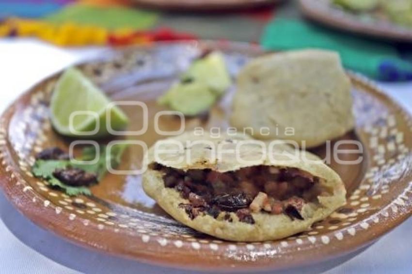 CONCURSO COMIDA CON CHAPULINES