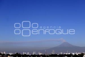 VOLCÁN POPOCATÉPETL . FUMAROLA