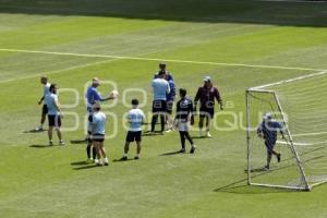 ENTRENAMIENTO CLUB PUEBLA