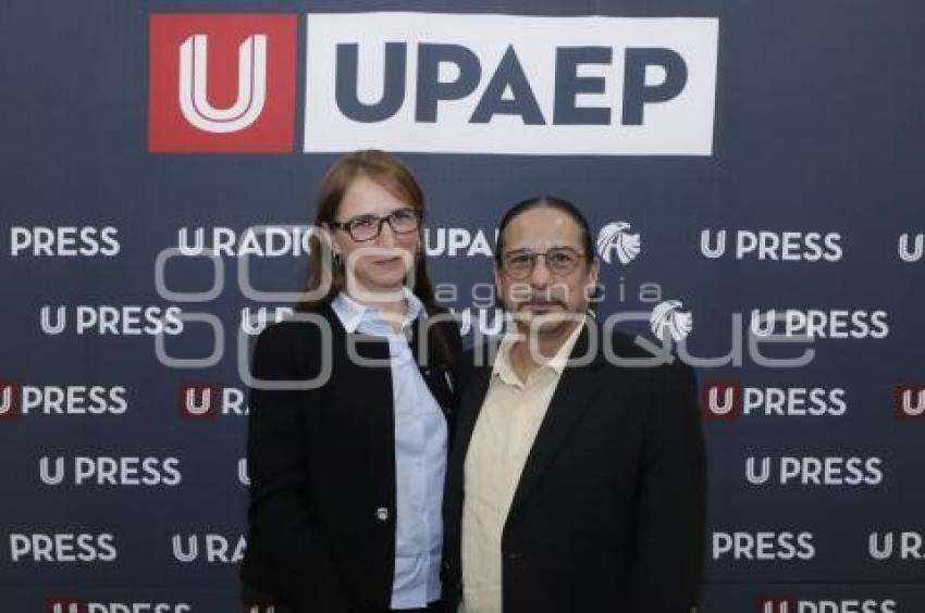 UPAEP . EXPOSICIÓN MUESTRA LUNARES