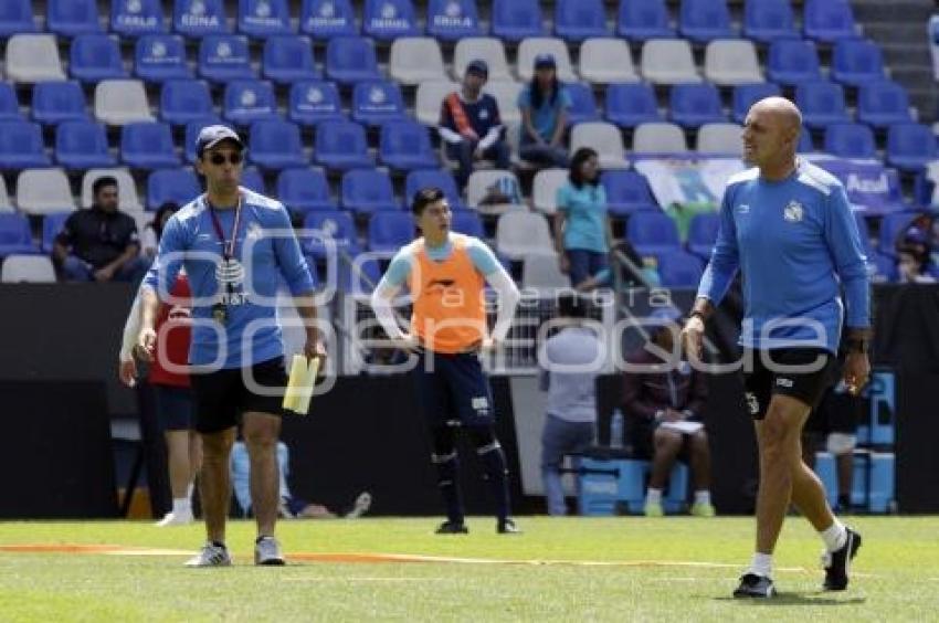 ENTRENAMIENTO CLUB PUEBLA