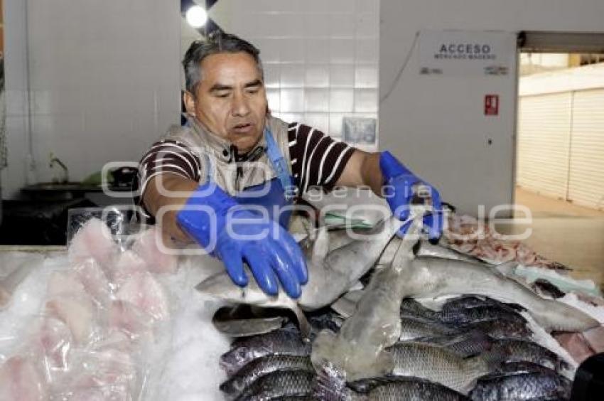 TIANGUIS CUARESMEÑO