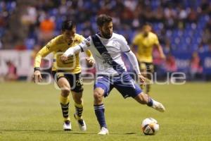 FÚTBOL . CLUB PUEBLA VS MONARCAS