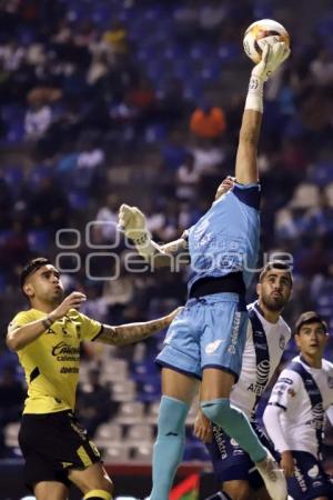 FÚTBOL . CLUB PUEBLA VS MONARCAS