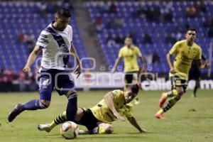 FÚTBOL . CLUB PUEBLA VS MONARCAS