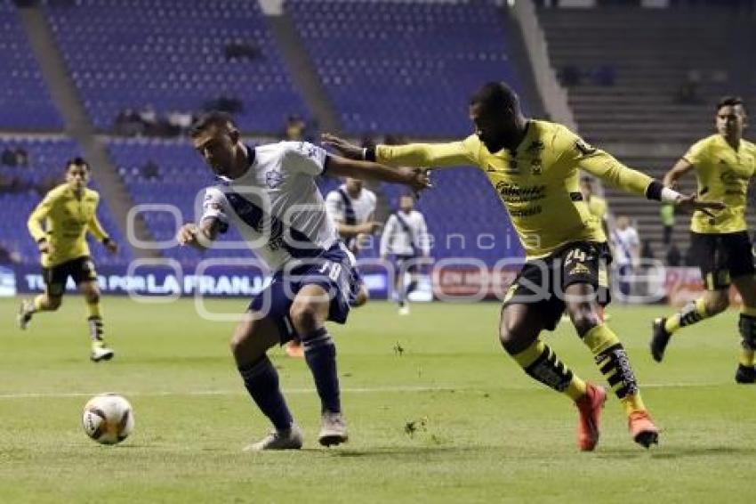 FÚTBOL . CLUB PUEBLA VS MONARCAS