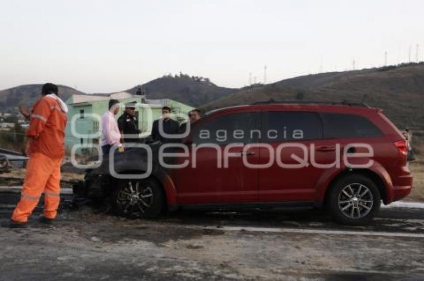 ATLIXCAYOTL . INCENDIO CAMIONETA
