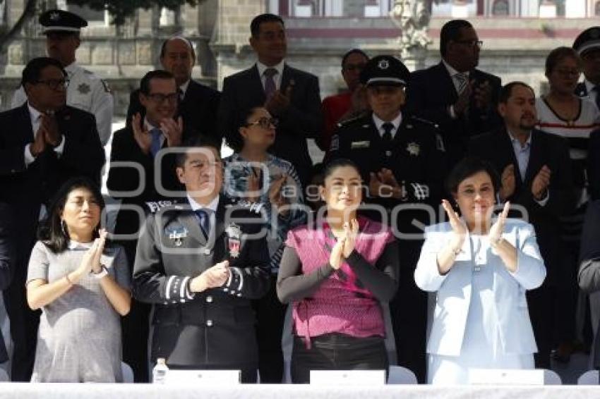 DESFILE . ANIVERSARIO POLICÍA MUNICIPAL