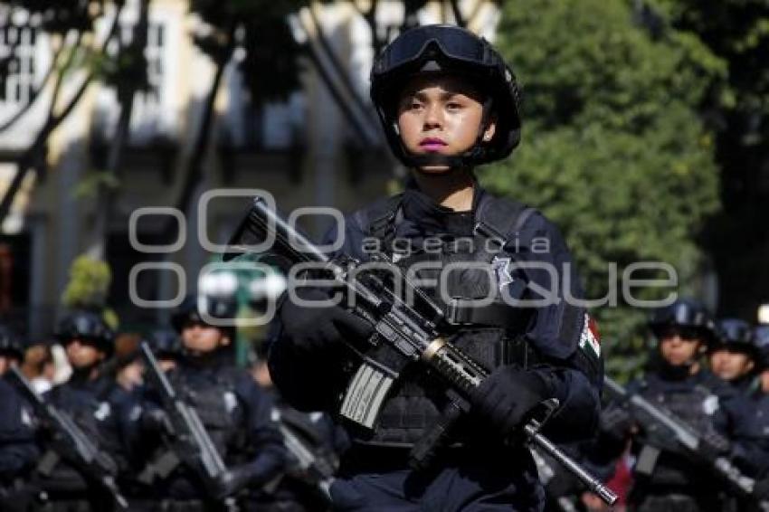 DESFILE . ANIVERSARIO POLICÍA MUNICIPAL