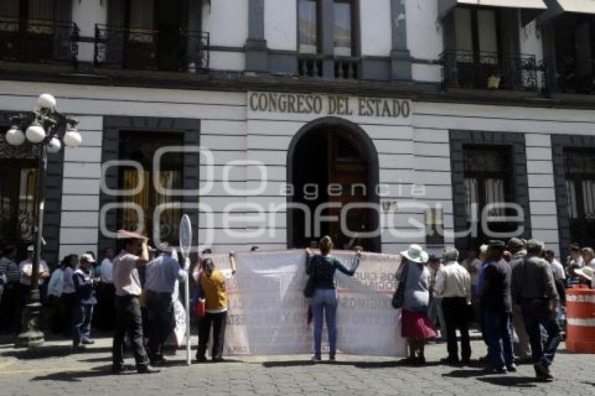 CONGRESO . MANIFESTACIÓN AMOZOC