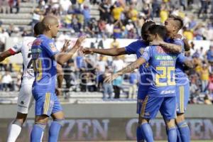 FÚTBOL . LOBOS BUAP VS TIGRES