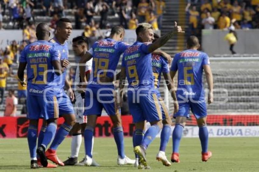 FÚTBOL . LOBOS BUAP VS TIGRES