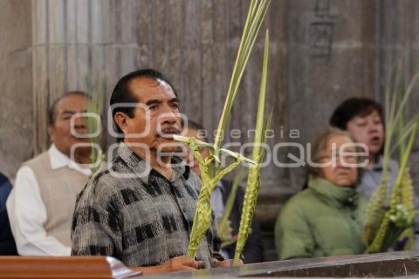DOMINGO DE RAMOS . MISA