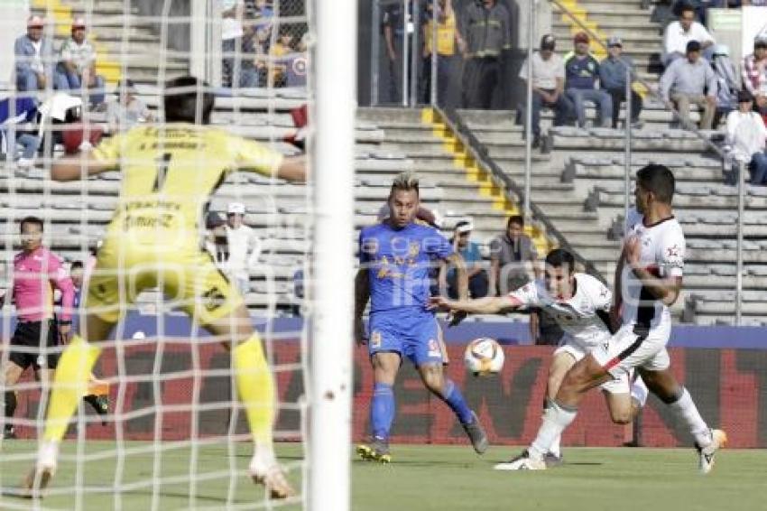 FÚTBOL . LOBOS BUAP VS TIGRES