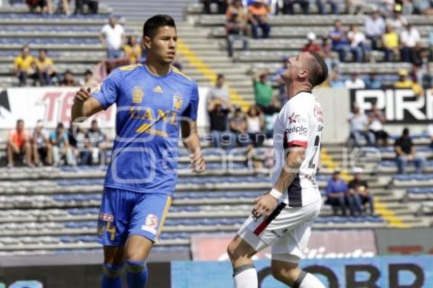 FÚTBOL . LOBOS BUAP VS TIGRES