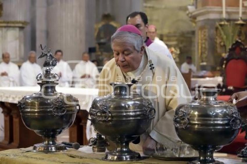 VÍCTOR SÁNCHEZ . MISA CRISMAL