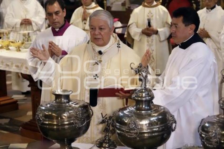 VÍCTOR SÁNCHEZ . MISA CRISMAL