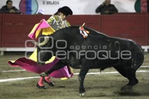 TOROS . IGNACIO GARIBAY