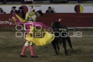 TOROS . ESAÚ FERNÁNDEZ