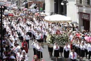 PROCESIÓN . VIERNES SANTO