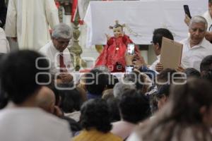 VIERNES SANTO . NIÑO DOCTOR