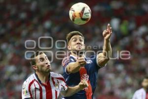 FÚTBOL . CHIVAS VS CLUB PUEBLA