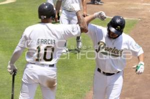 BÉISBOL . PERICOS VS SARAPEROS