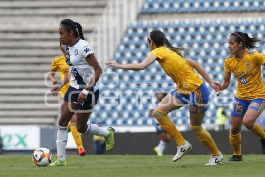 FUTBOL FEMENIL . CLUB PUEBLA VS TIGRES