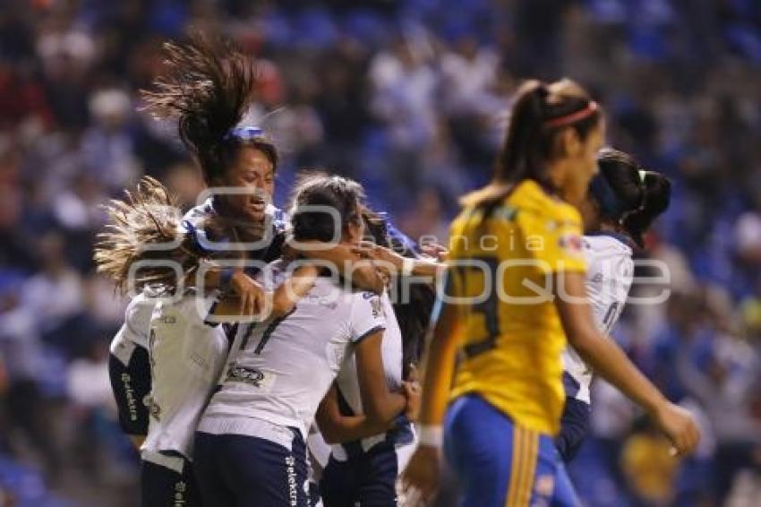 FUTBOL FEMENIL . CLUB PUEBLA VS TIGRES