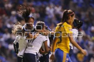 FUTBOL FEMENIL . CLUB PUEBLA VS TIGRES