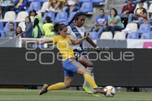 FUTBOL FEMENIL . CLUB PUEBLA VS TIGRES