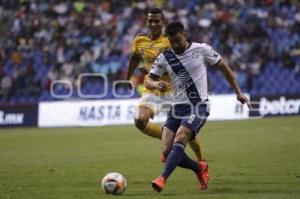 FUTBOL . CLUB PUEBLA VS TIGRES