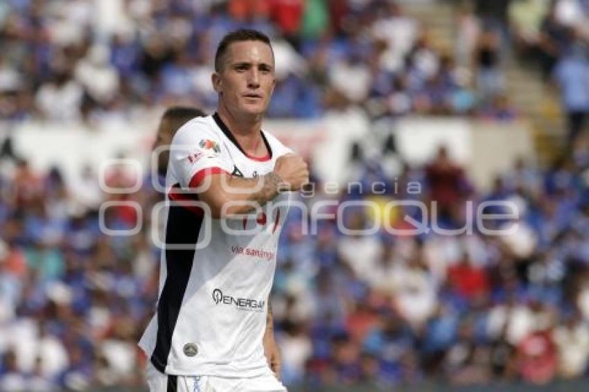 FUTBOL . LOBOS VS CRUZ AZUL