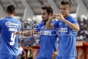 FUTBOL . LOBOS VS CRUZ AZUL